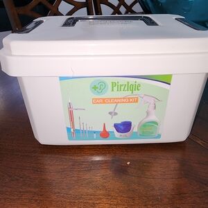 Pirzlgie Ear Cleaning Kit